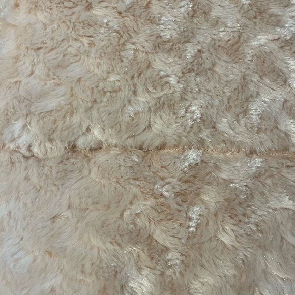 Baby snuggle nest bed. - Picture 5 of 6